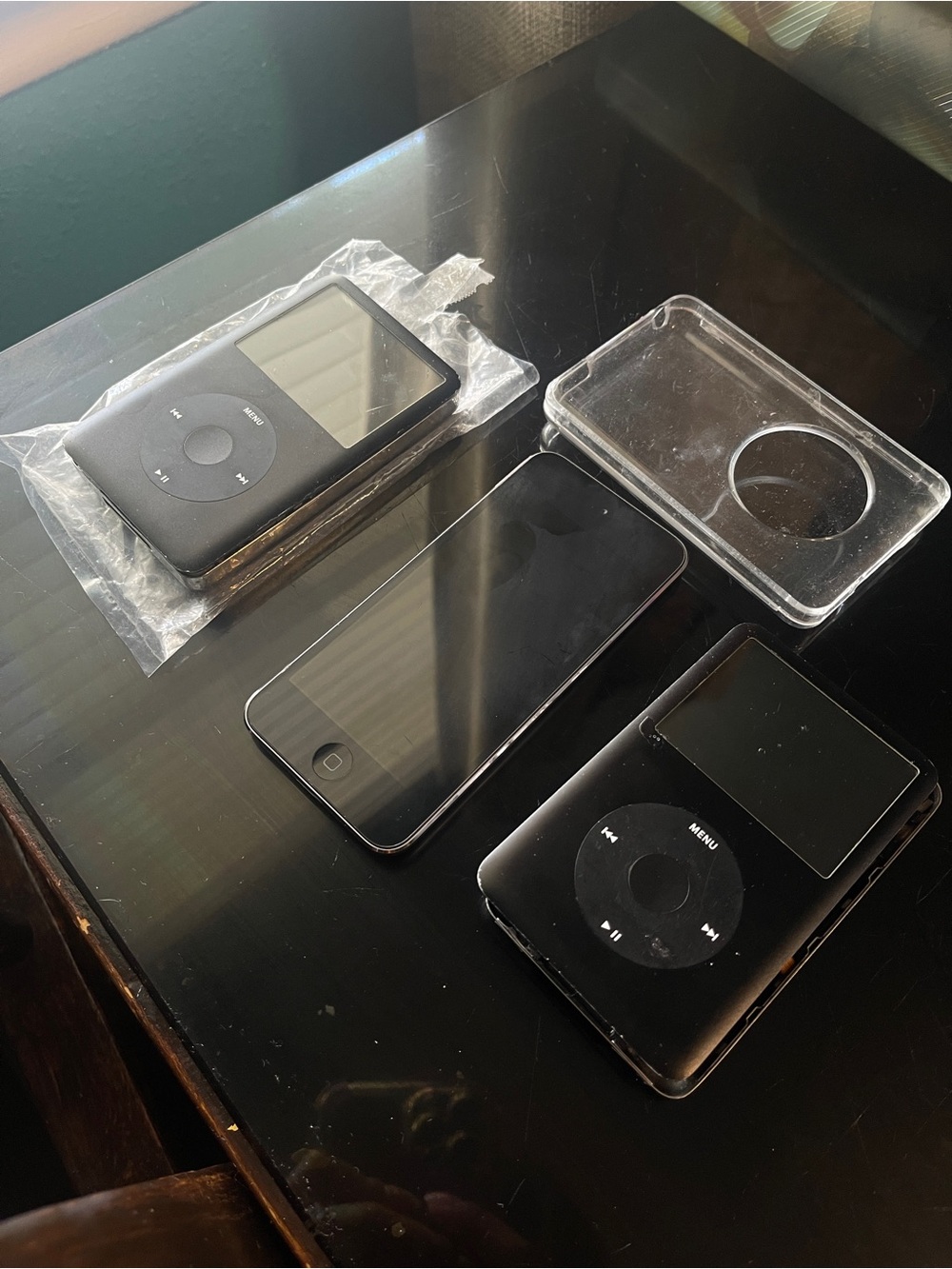 iPod classic 7th gen 160gb+6th gen 80gb+ ipod touch 5th gen 32gb-AS IS-bundle